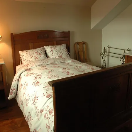Five-bedroom In Prázdninový dům *
