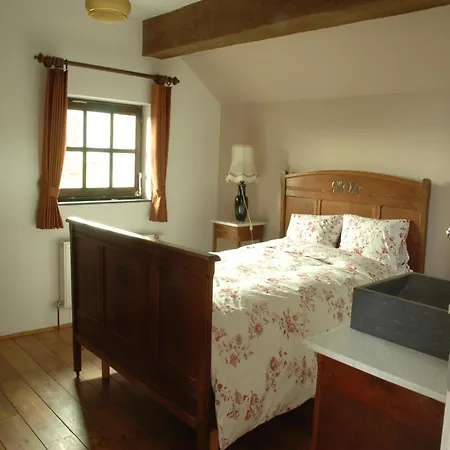 Five-bedroom In Prázdninový dům *