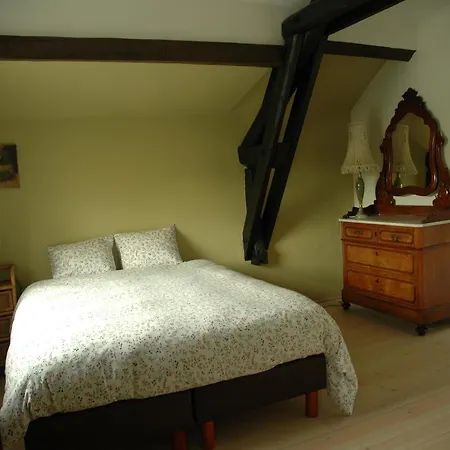 Prázdninový dům Five-bedroom In Somme-Leuze