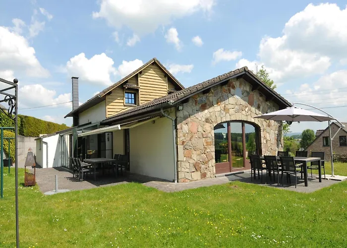 Hébergement de vacances Five-bedroom In