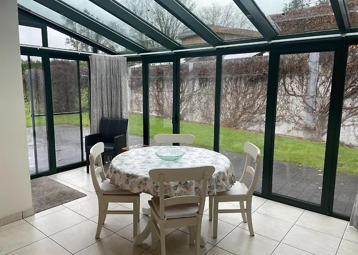 Five-bedroom In Somme-Leuze